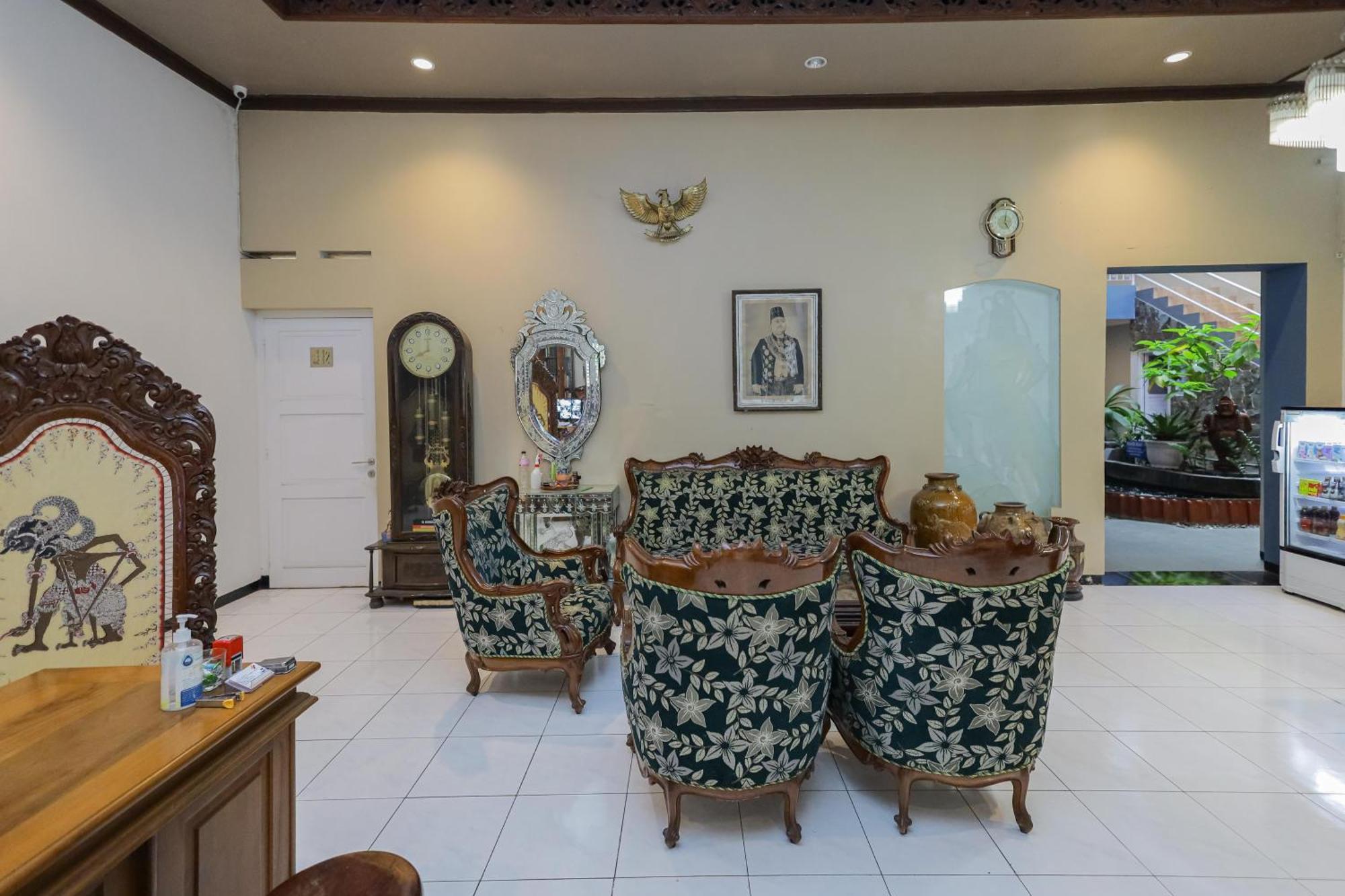 Reddoorz Plus At Swun Stay Raya Langsep Malang Exterior foto